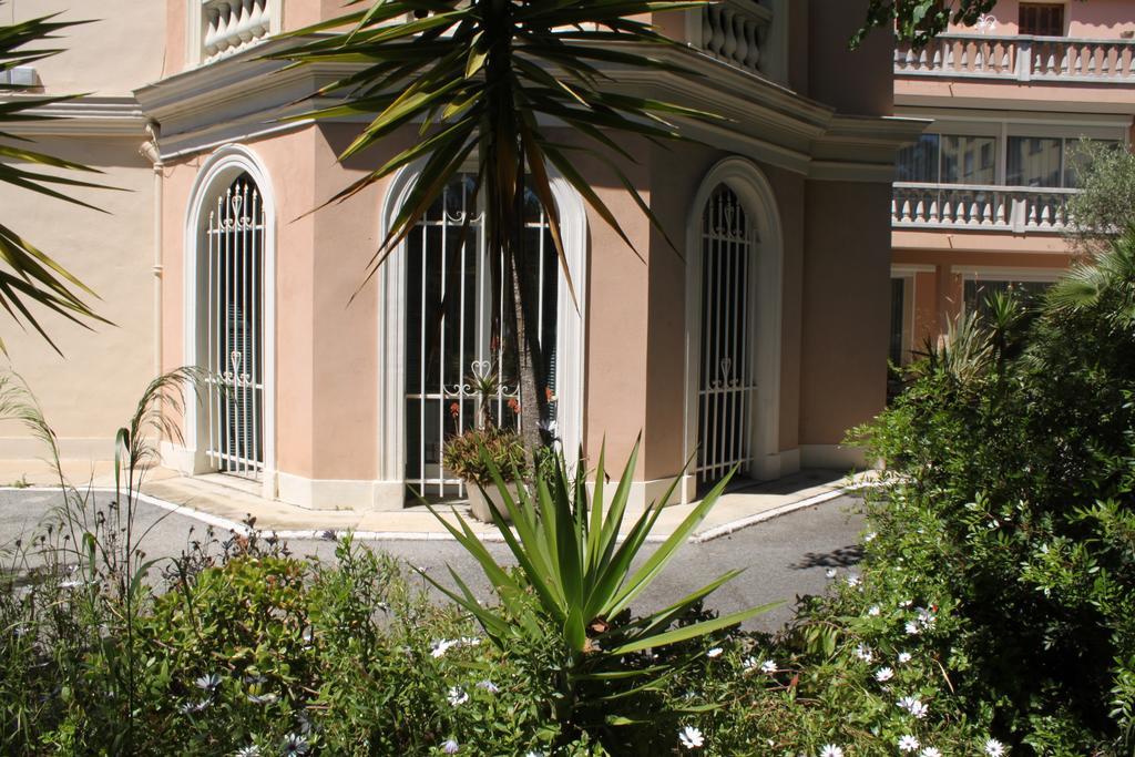 Apartment Villa Anahit نيس المظهر الخارجي الصورة