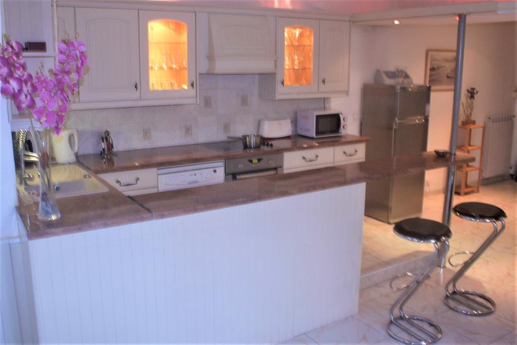 Apartment Villa Anahit نيس المظهر الخارجي الصورة